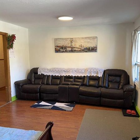 Apartment Avec Parking Prive Québec Esterno foto